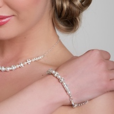 p-3816-oliviabridalbracelet.jpg