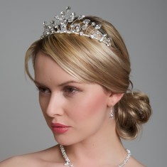 p-3593-shellyweddingtiara_01.jpg