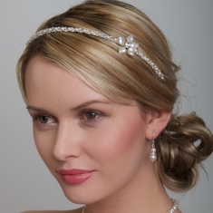 p-3674-twistedpearlflowerheadband_01.jpg